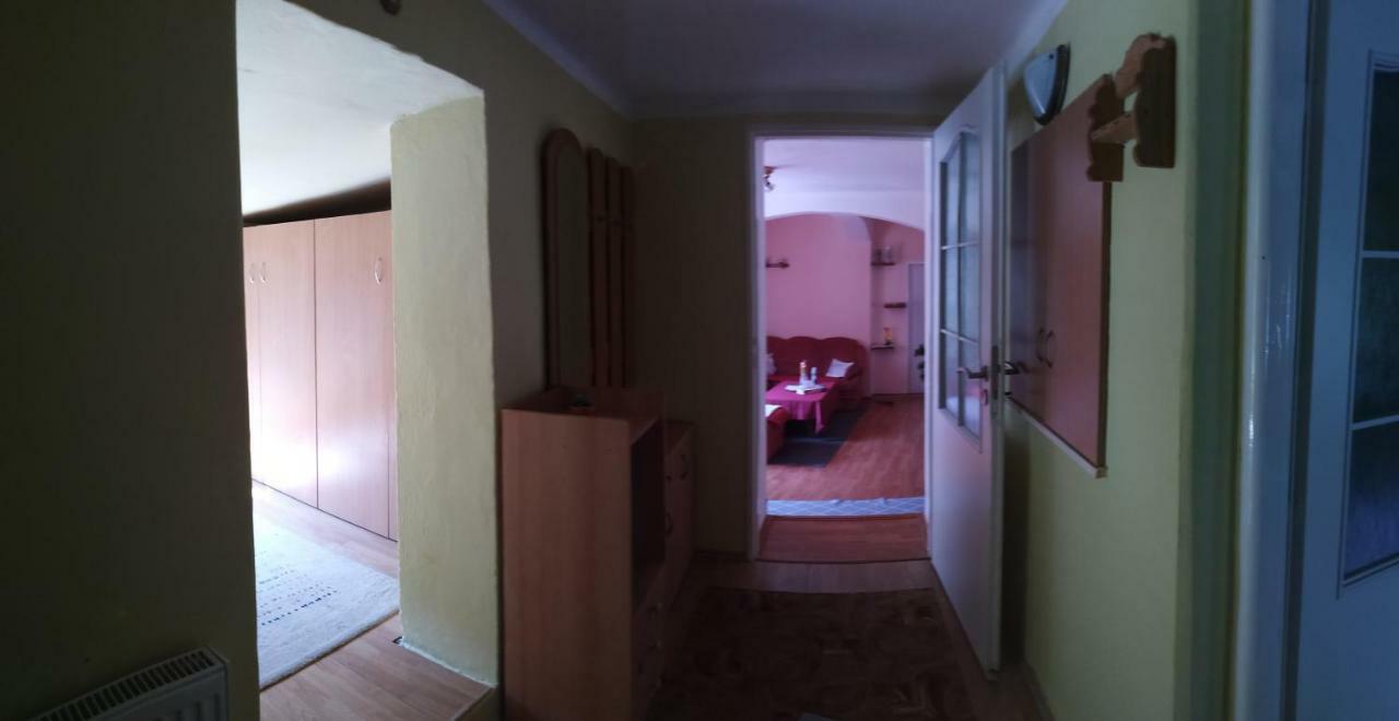 Apartment U Sarky ロケト エクステリア 写真